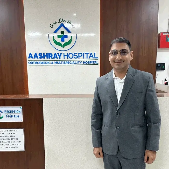 Dr. Chirag Master - Orthopaedic and Joint Replacement Surgeon Vadodara